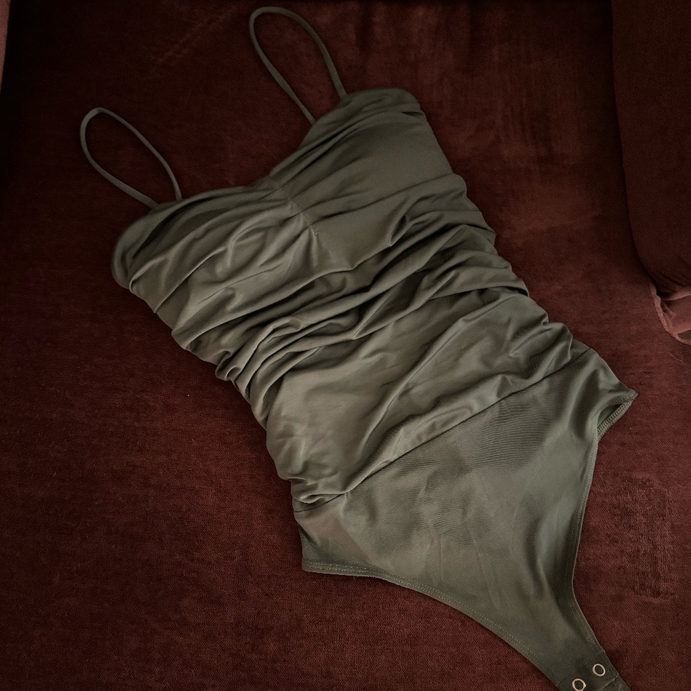 Express Body Contour ruched bodysuit